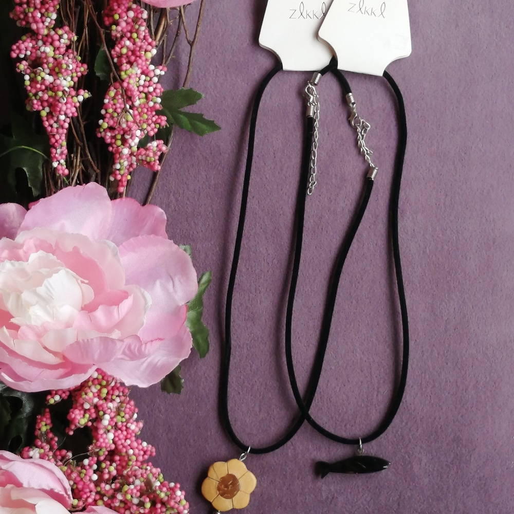 2 Black Velvet Necklaces With Wooden Pendants